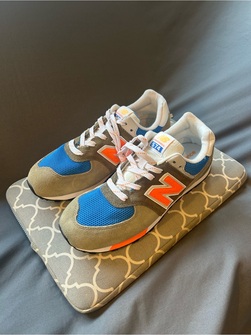 New Balance 574v2 “True Camo / Orange” (LIKE NEW)
